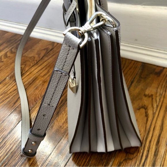 Michael Kors Large Grey Mercer Pebbled Accordion Tote Crossbody Shoulder Bag - Picture 7 of 16